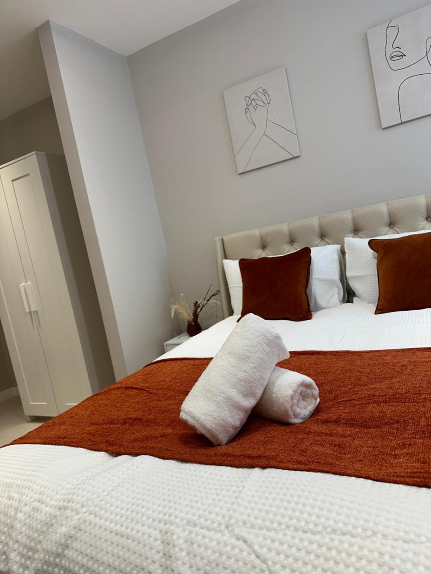Richardson Deluxe Apartments Лондон Экстерьер фото